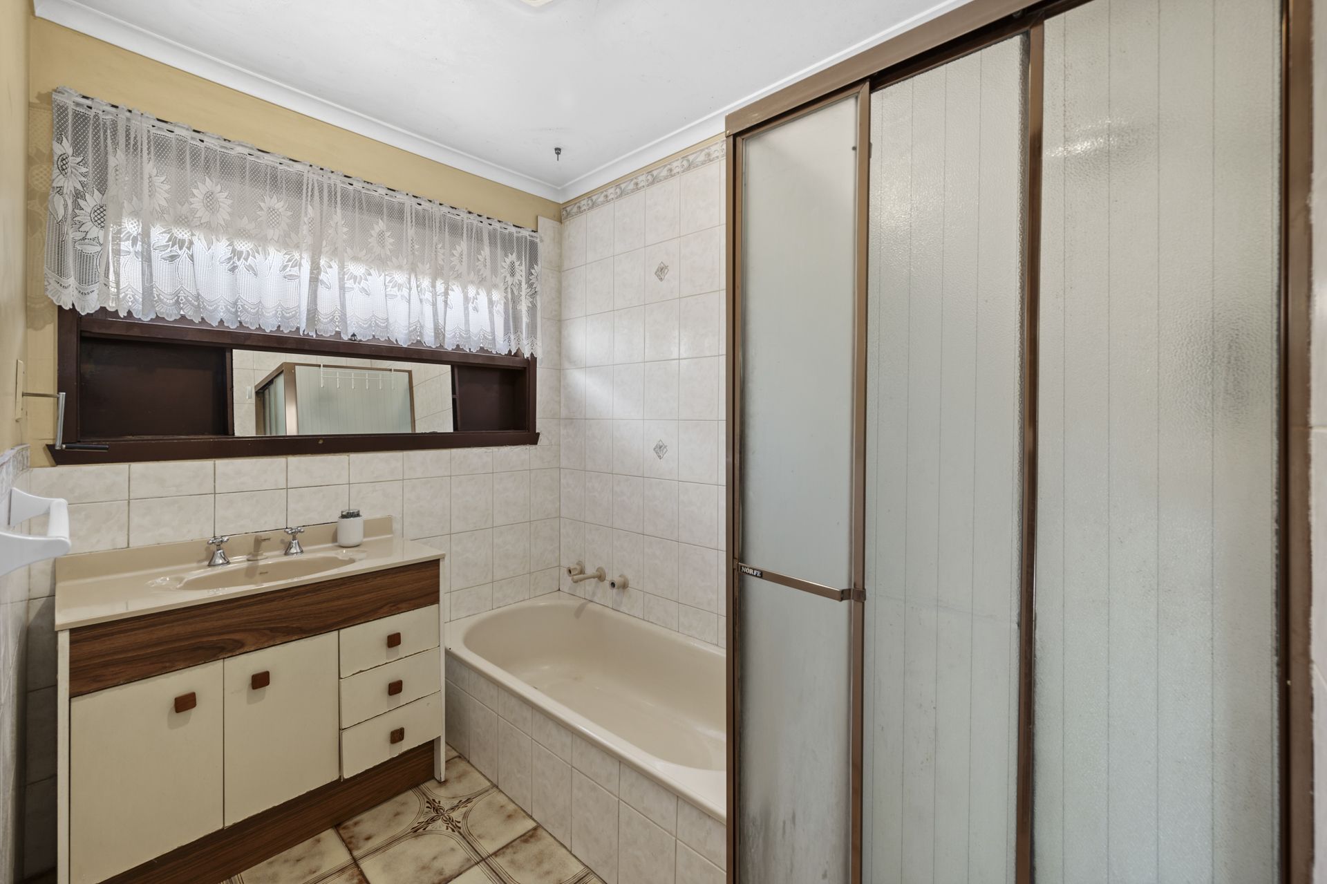 SUBSTANTIAL AND AFFORDABLE FAMILY HOME