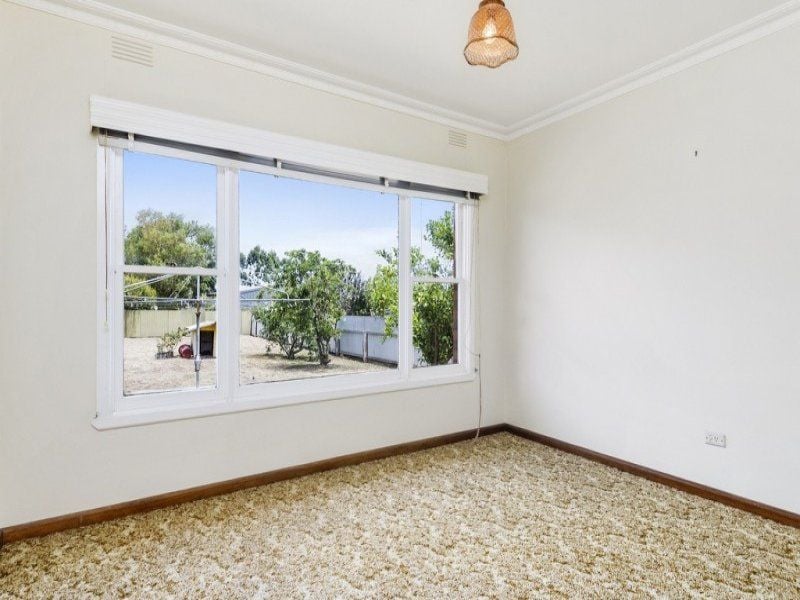 12 Elsinore Street COLAC VIC, Colac - Thumbnail 8
