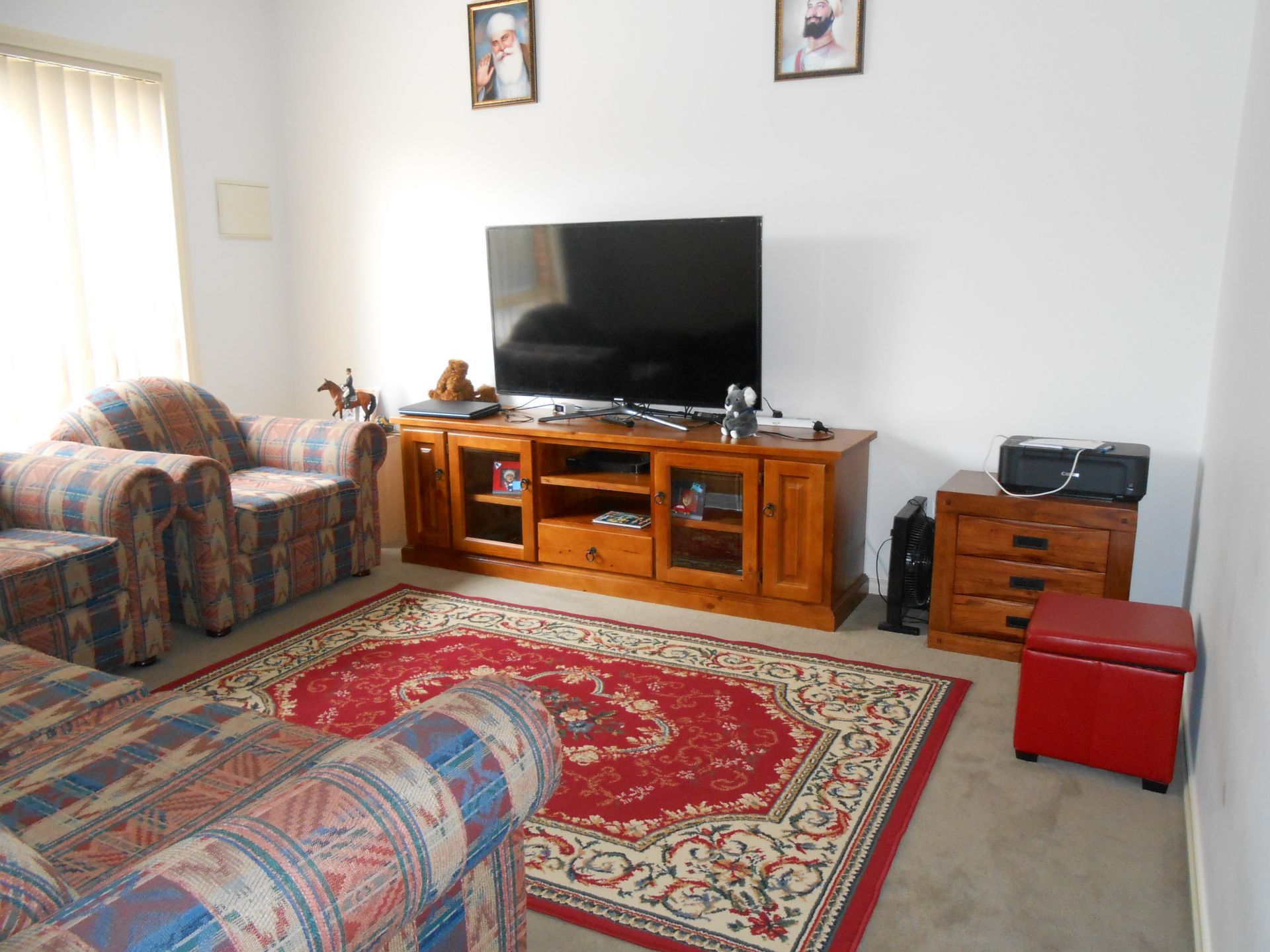 Fantastically Located Townhouse! * Inspect  Wed 22nd Feb @ 4:35pm
