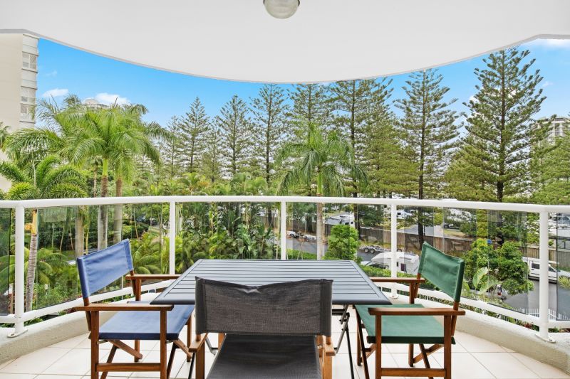 9/1-9 Hughes Avenue, Main Beach - Thumbnail 5