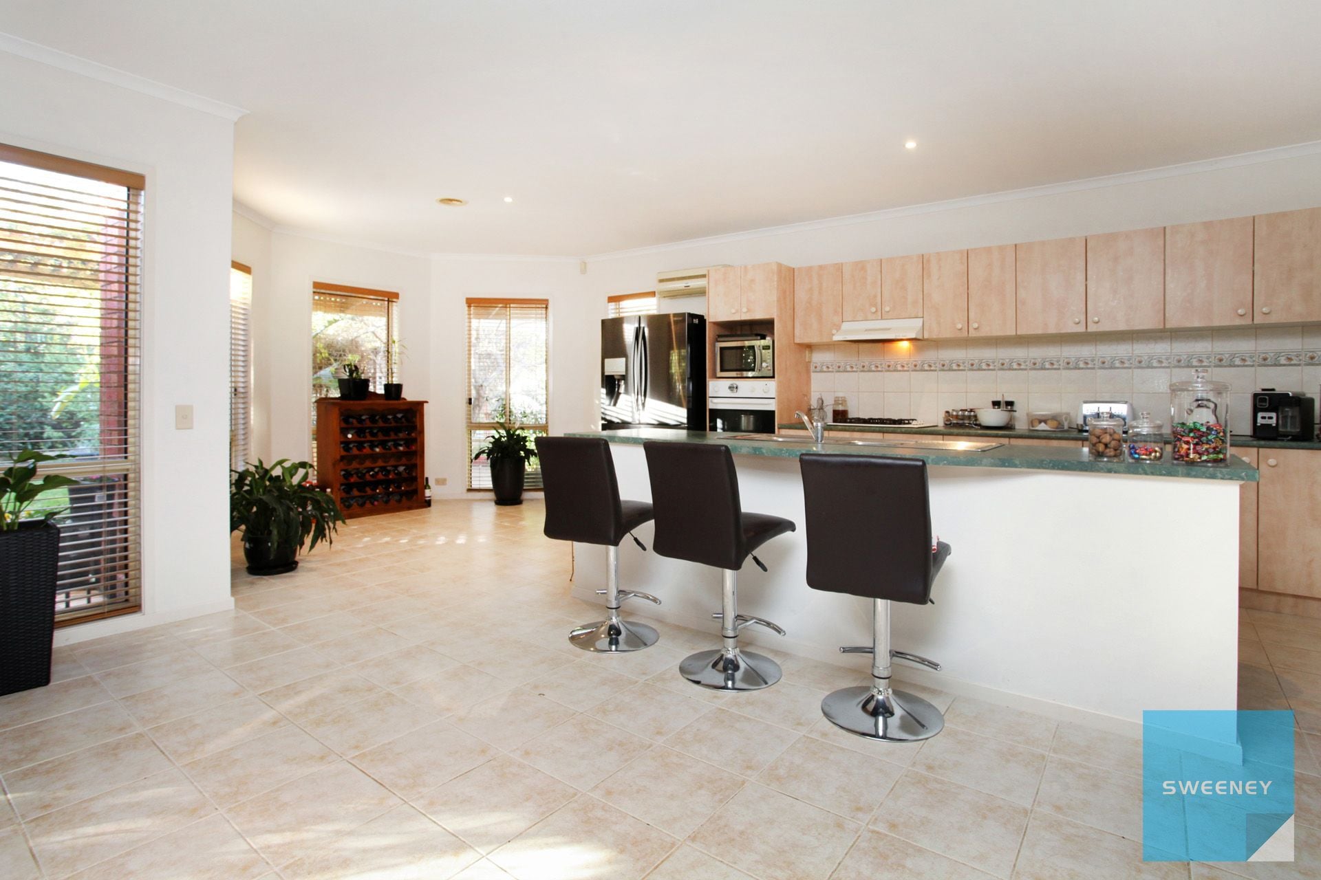 17 Cobblestone Green, Caroline Springs - Thumbnail 4