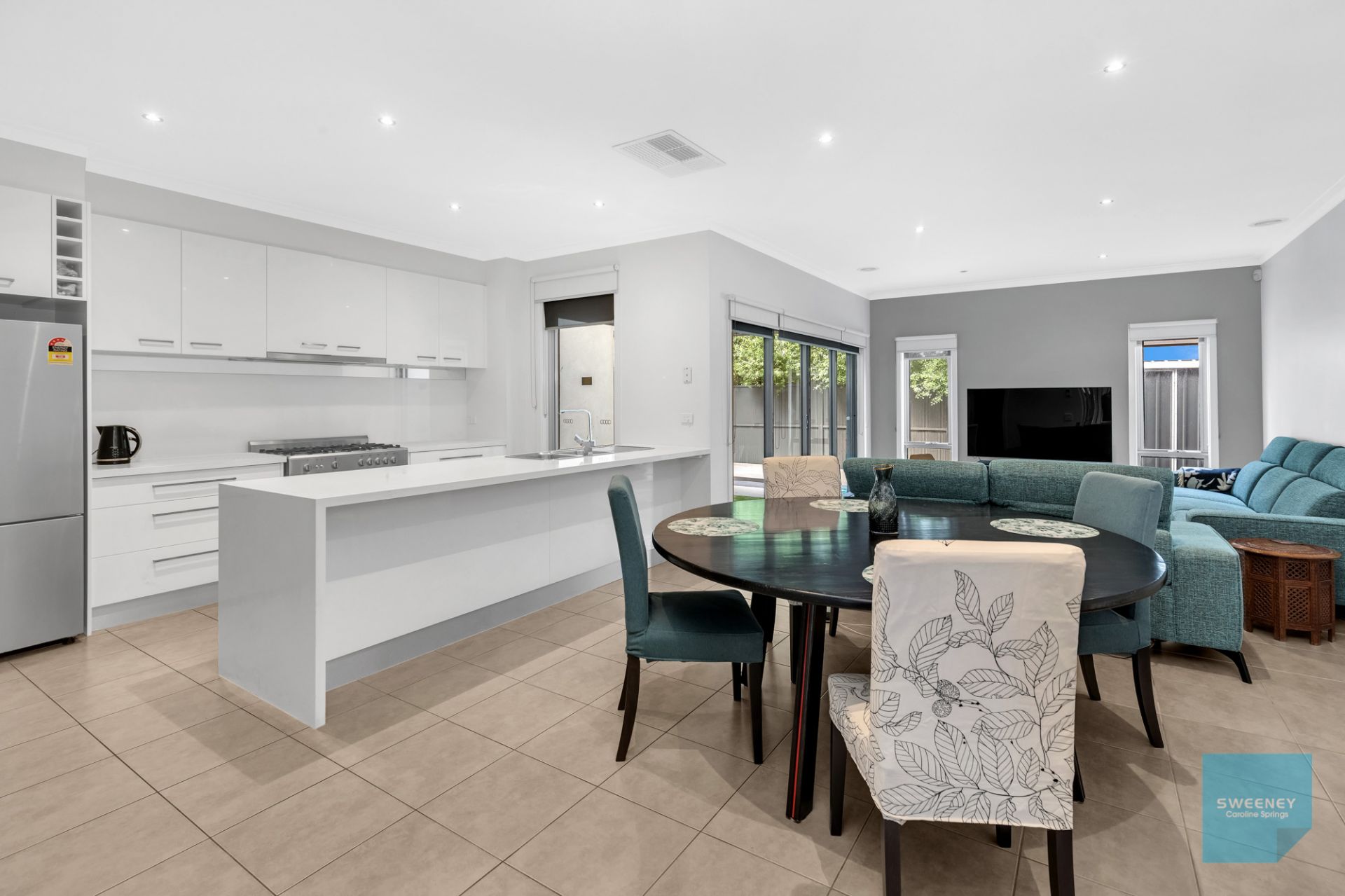 58 The Esplanade, Caroline Springs - Thumbnail 5