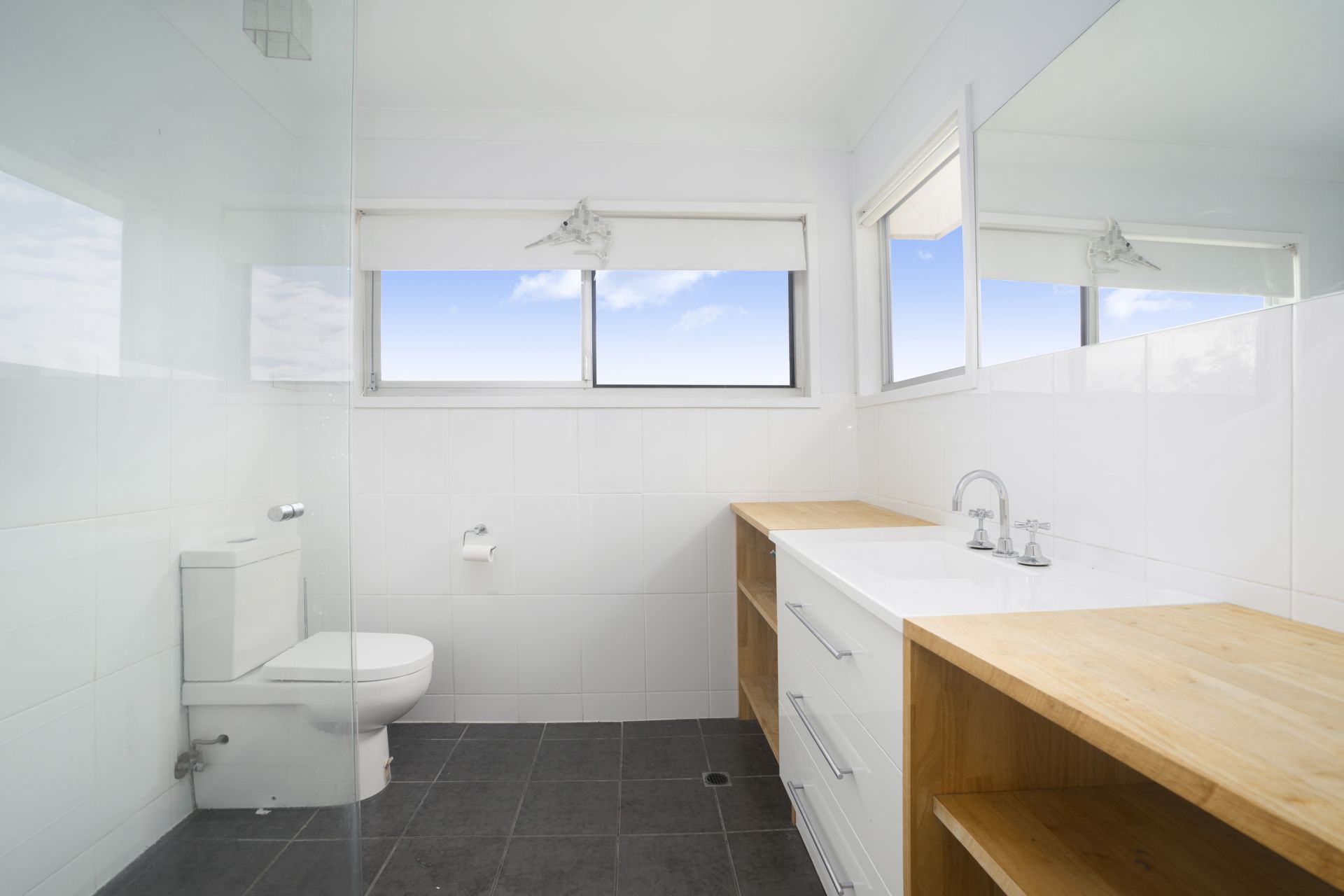 7 Kananook Crescent Belmont North NSW, Belmont North - Thumbnail 8