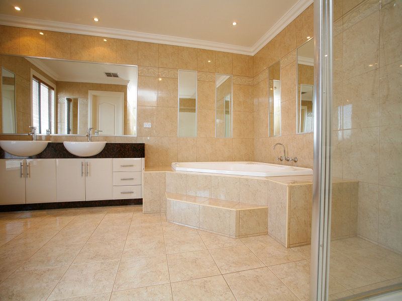 33 ELYSEE Avenue SOUTH MORANG, South Morang - Thumbnail 2