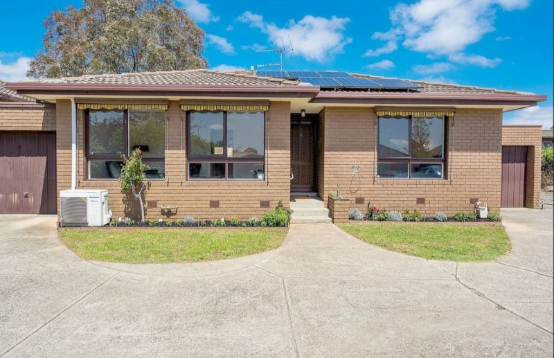 5/77 Pine Street, Reservoir