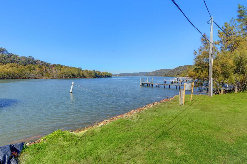19 Milsons Passage, Milsons Passage Riverfront Real Estate