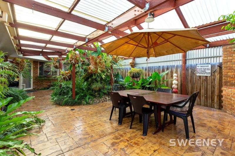 11 Gazley Court, Altona Meadows - Thumbnail 3