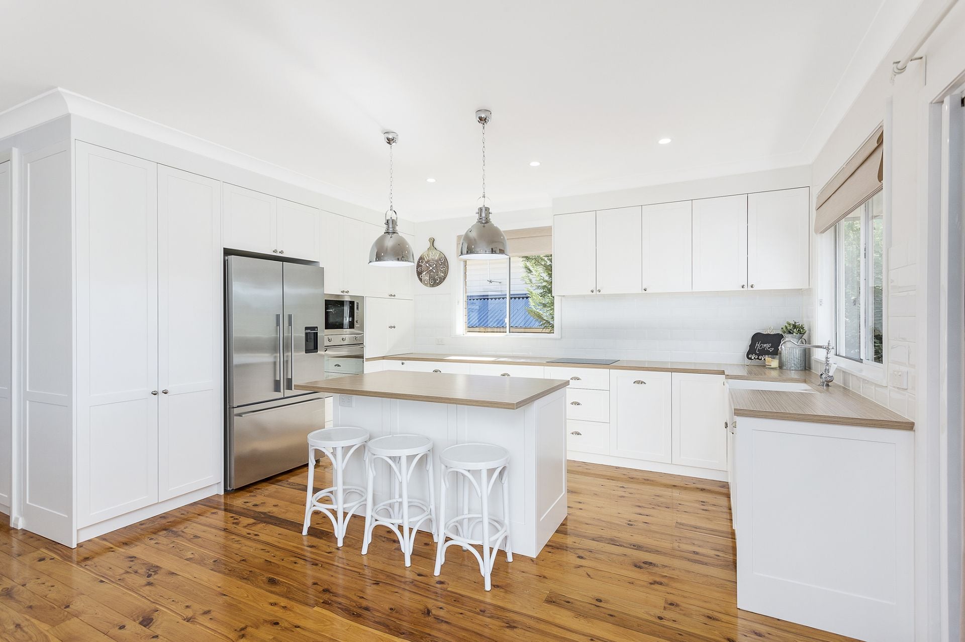 30 Caldarra Avenue Engadine NSW, Engadine - Thumbnail 2