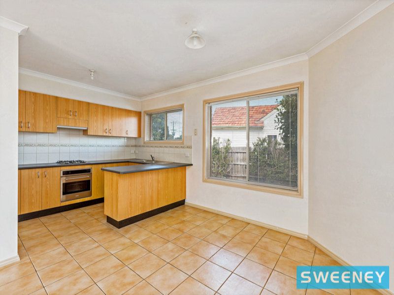 1/16 Stapley Crescent, Altona North - Thumbnail 5