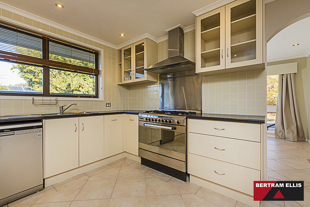 23 Brownsmith Crescent, Kambah - Thumbnail 3