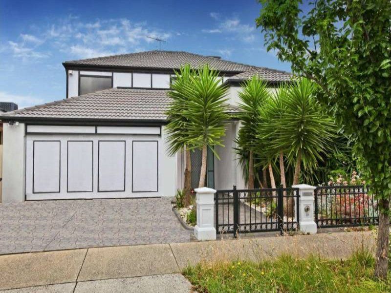 39 Springlake Avenue, Caroline Springs - Thumbnail 2