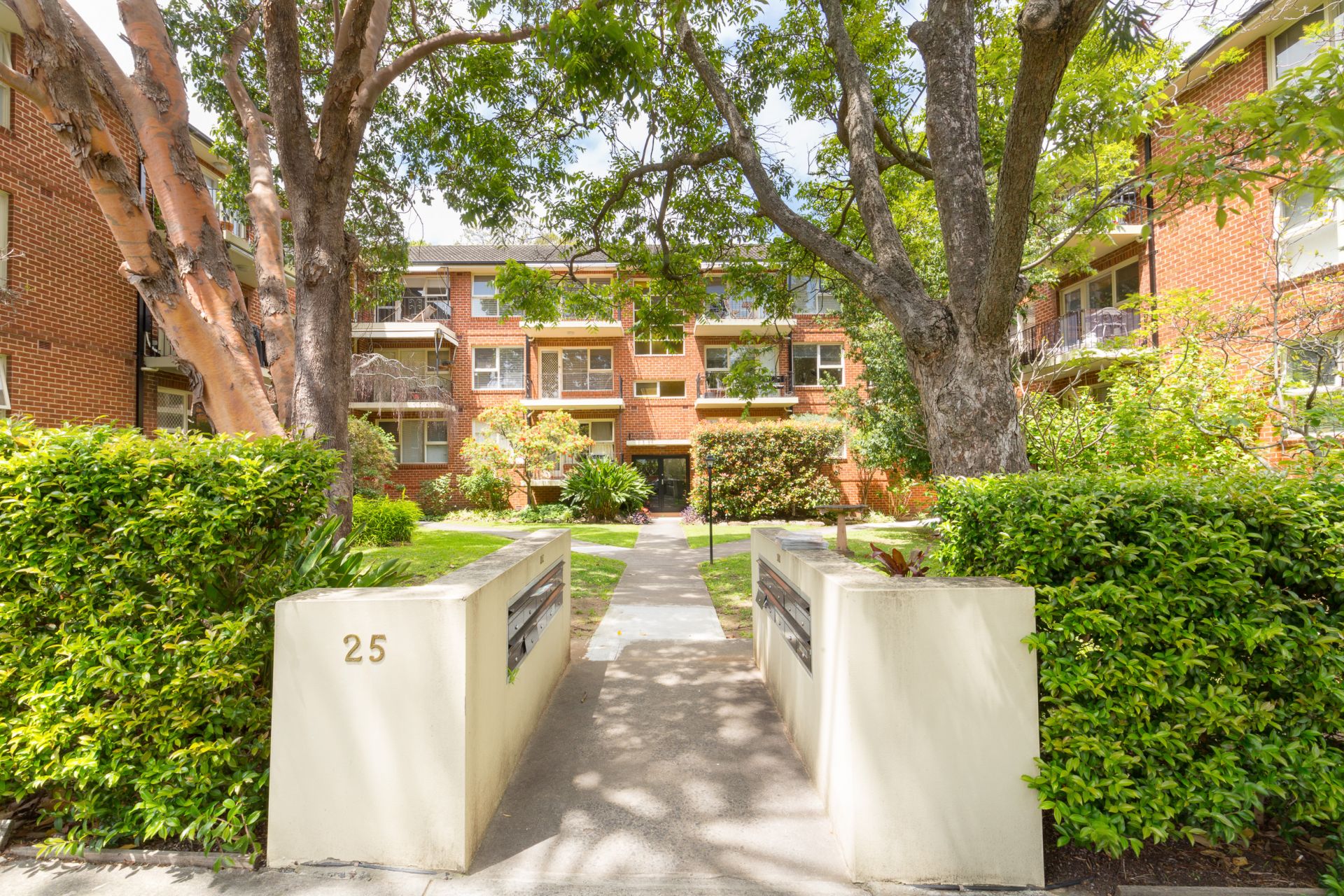 Real Estate For Lease 9/25 Crows Nest Road Waverton , NSW