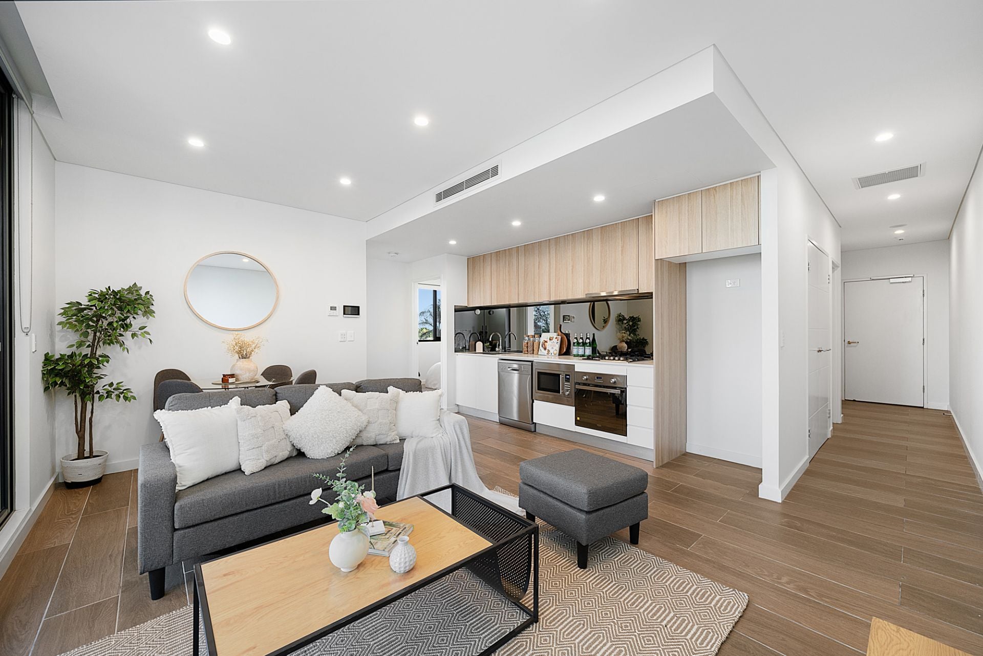297/548-568 Canterbury Road, Campsie, Campsie - Thumbnail 3