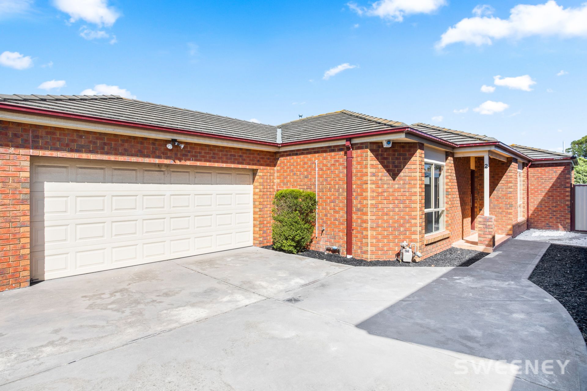 2/5 Dove Avenue, Altona - Thumbnail 2