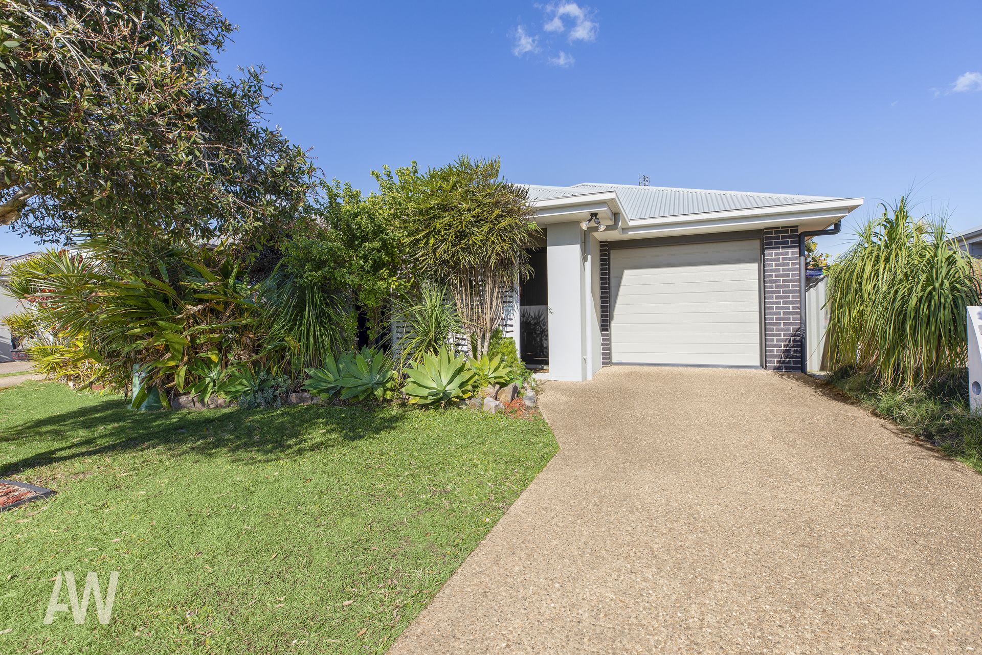 44 Sienna Street Caloundra West QLD, Caloundra West - Image 1