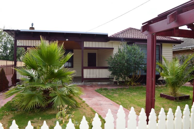 1/24 Newton Crescent, Lalor