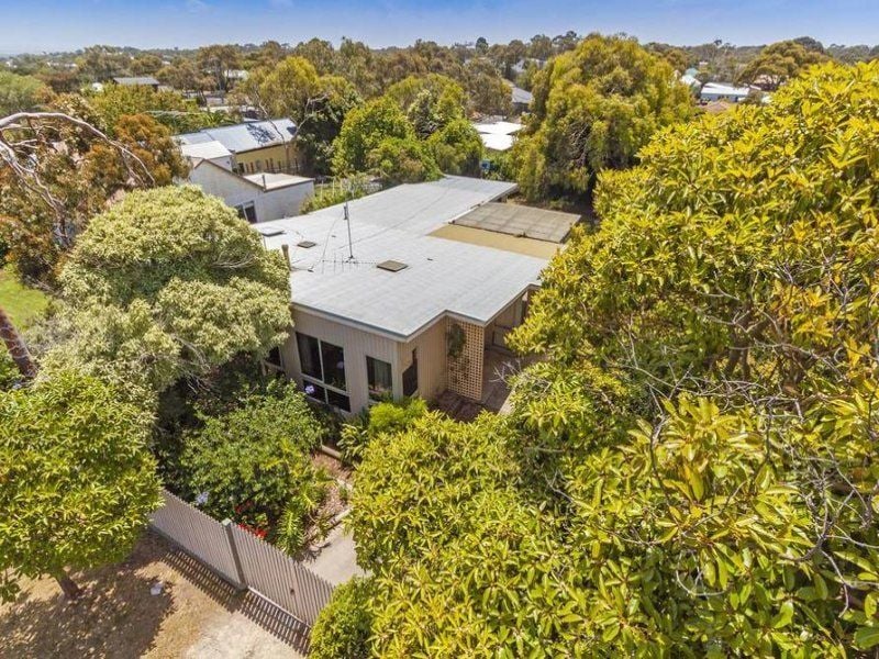 37 Epworth Street OCEAN GROVE VIC, Ocean Grove - Thumbnail 2