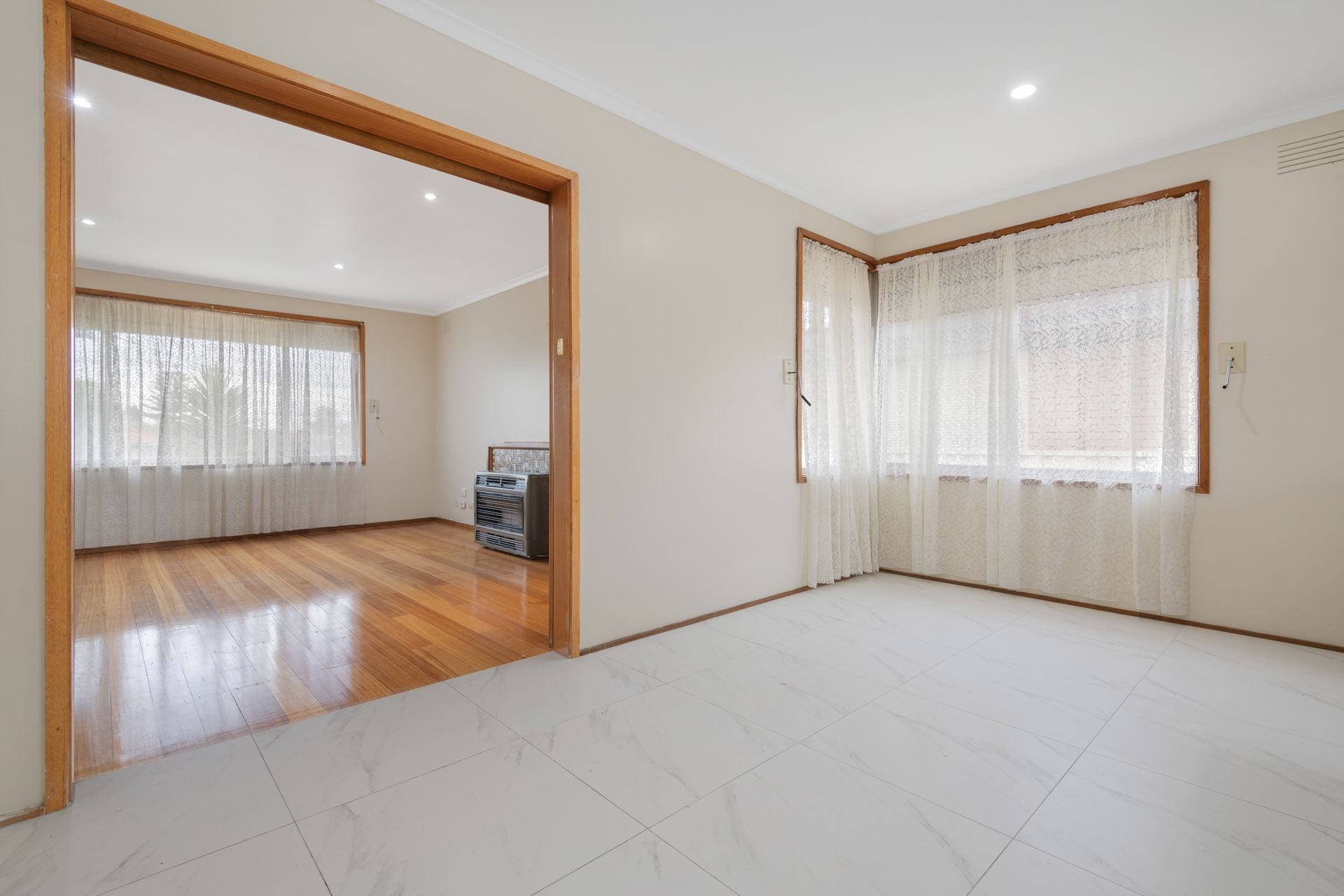 SOLID BUILD- MODERN APPEAL
