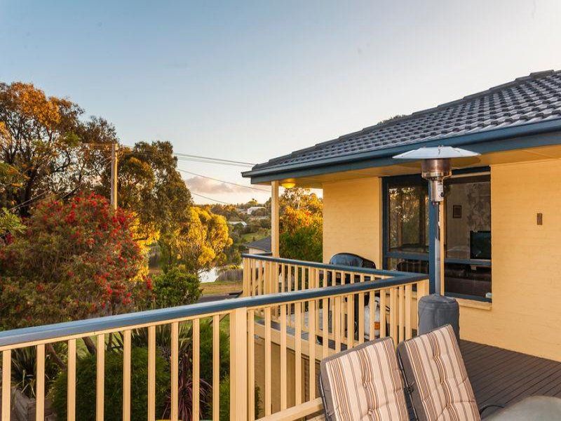 78 Lake Avenue OCEAN GROVE VIC, Ocean Grove - Thumbnail 2