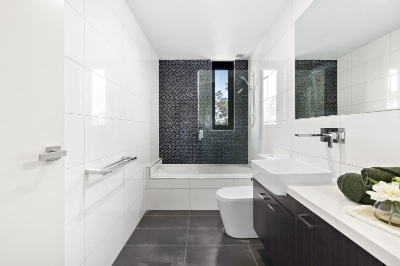 301/1 Eden Street, Heidelberg Heights