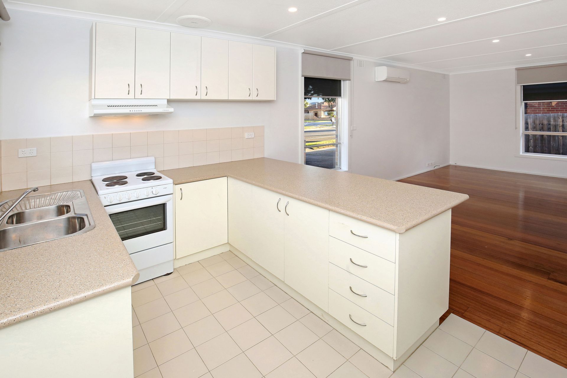 ONE BEDROOM GEM!