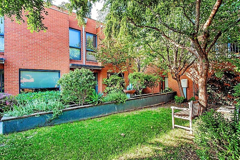 4/123 Anderson Street, Yarraville - Thumbnail 2