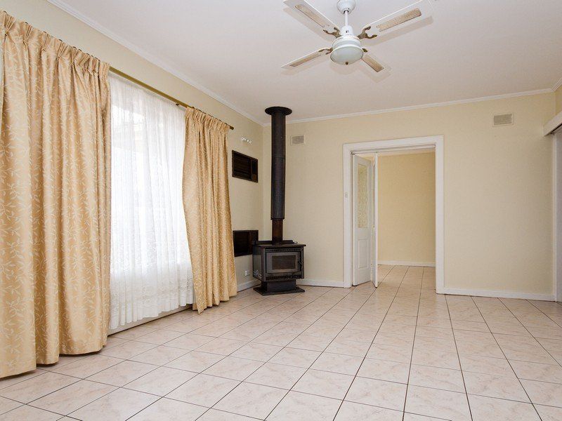 13 Dobson Drive Pooraka 5095