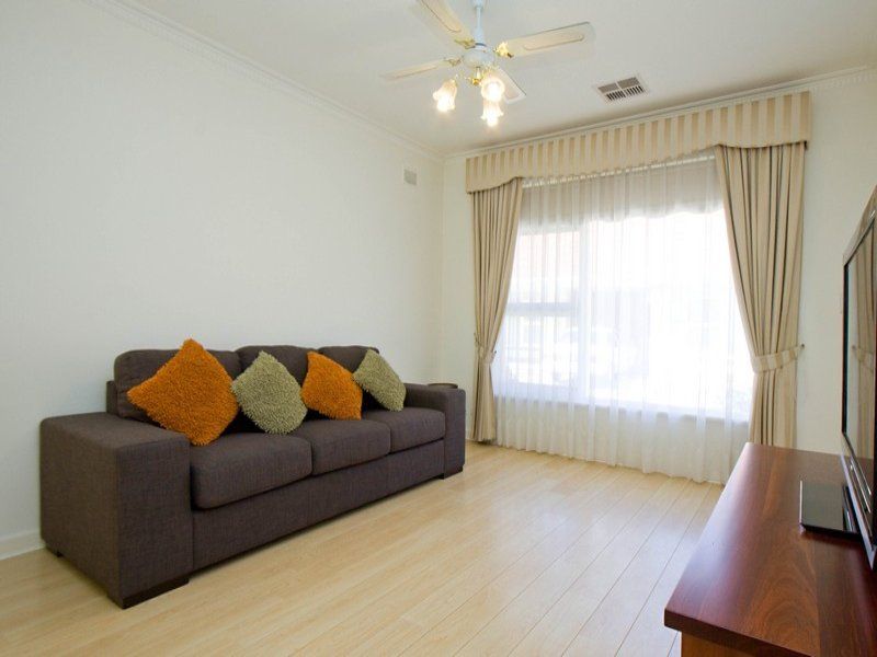 2/48 Partridge Street Glenelg 5045