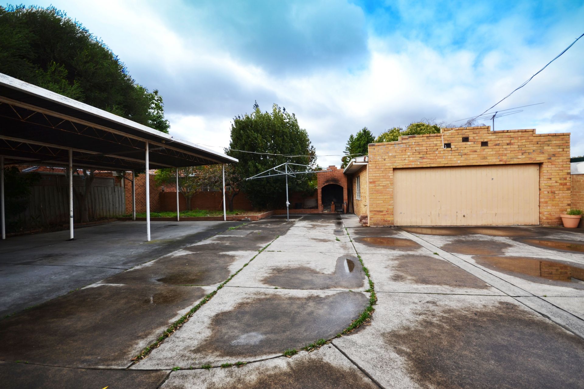 A GREAT OPPORTUNITY IN A PRIME LOCATION
