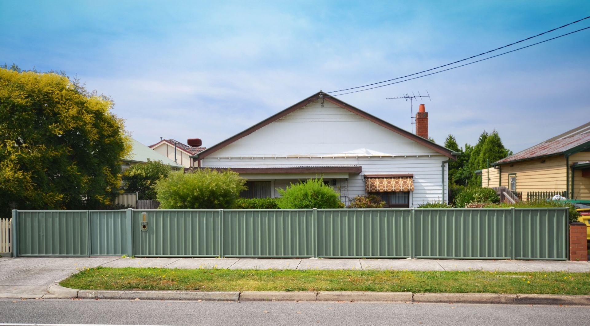 SPACIOUS FAMILY HOME IN A GREAT LOCATION!