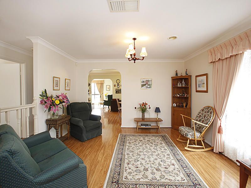 17 Thompson Court, Altona Meadows - Thumbnail 3