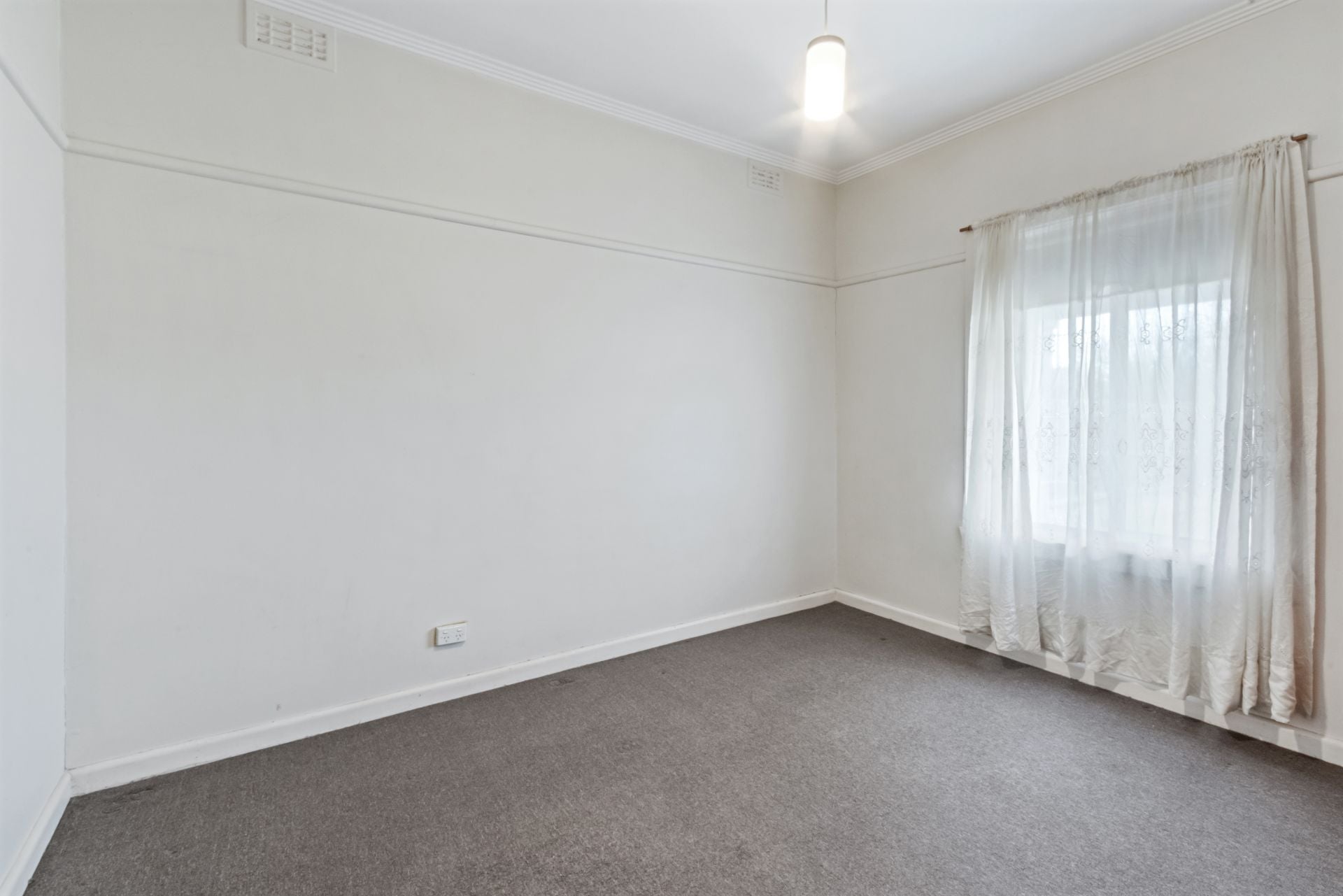 NEAT AND TIDY FAMILY HOME!