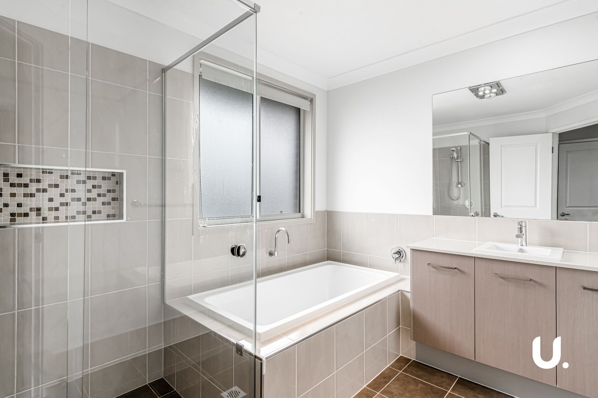 Colebee 41 Burringoa Crescent