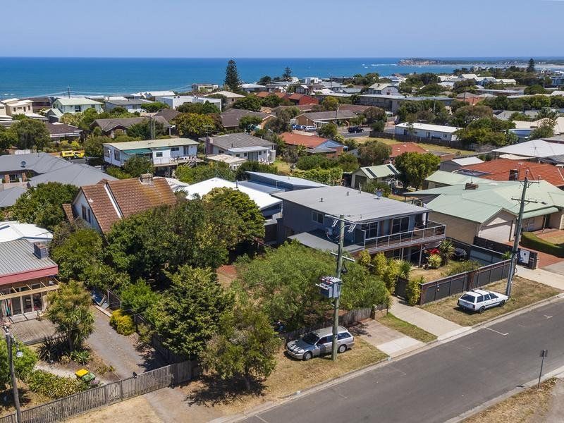 124 The Avenue OCEAN GROVE VIC, Ocean Grove - Thumbnail 5
