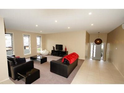 29 Washington Drive, STONY RISE, Stony Rise - Thumbnail 6