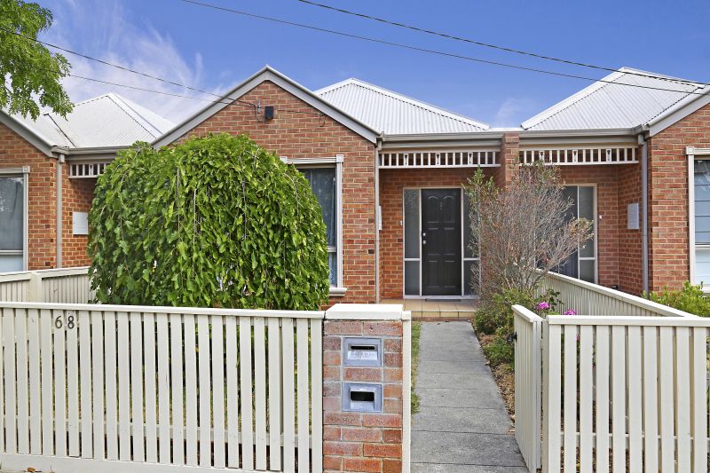 2/68 Collins Street, Thornbury