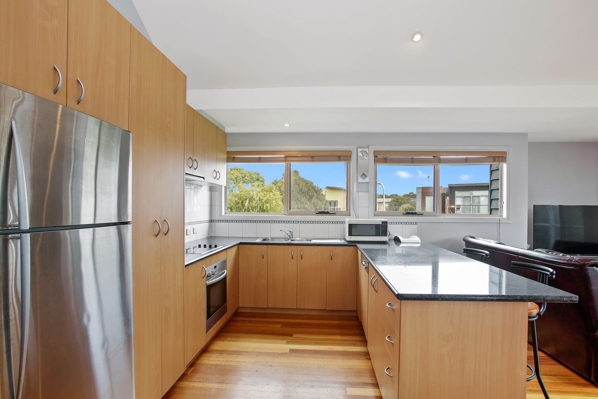 1/1 Felicity Court, Apollo Bay - Thumbnail 6