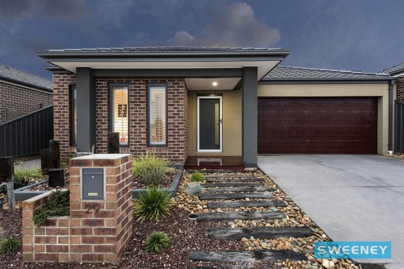 29 Quadrant  Drive, Plumpton - Thumbnail 2