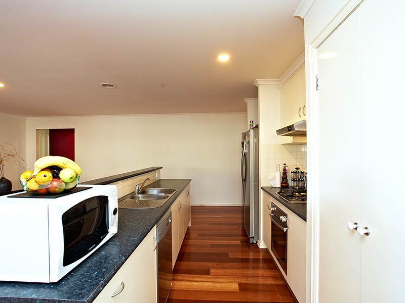12 Dyson Way, Point Cook - Thumbnail 5