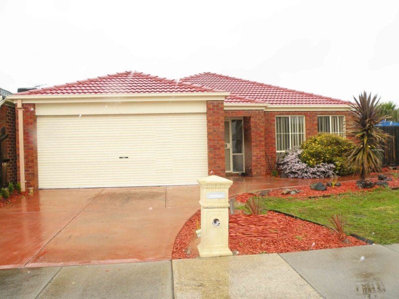 8 Astair Avenue SOUTH MORANG, South Morang - Thumbnail 3