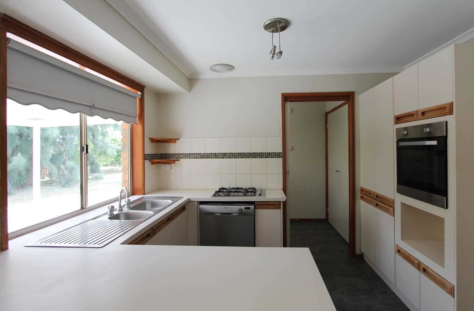 Real Estate For Lease 1 Orsett Court Mill Park , VIC