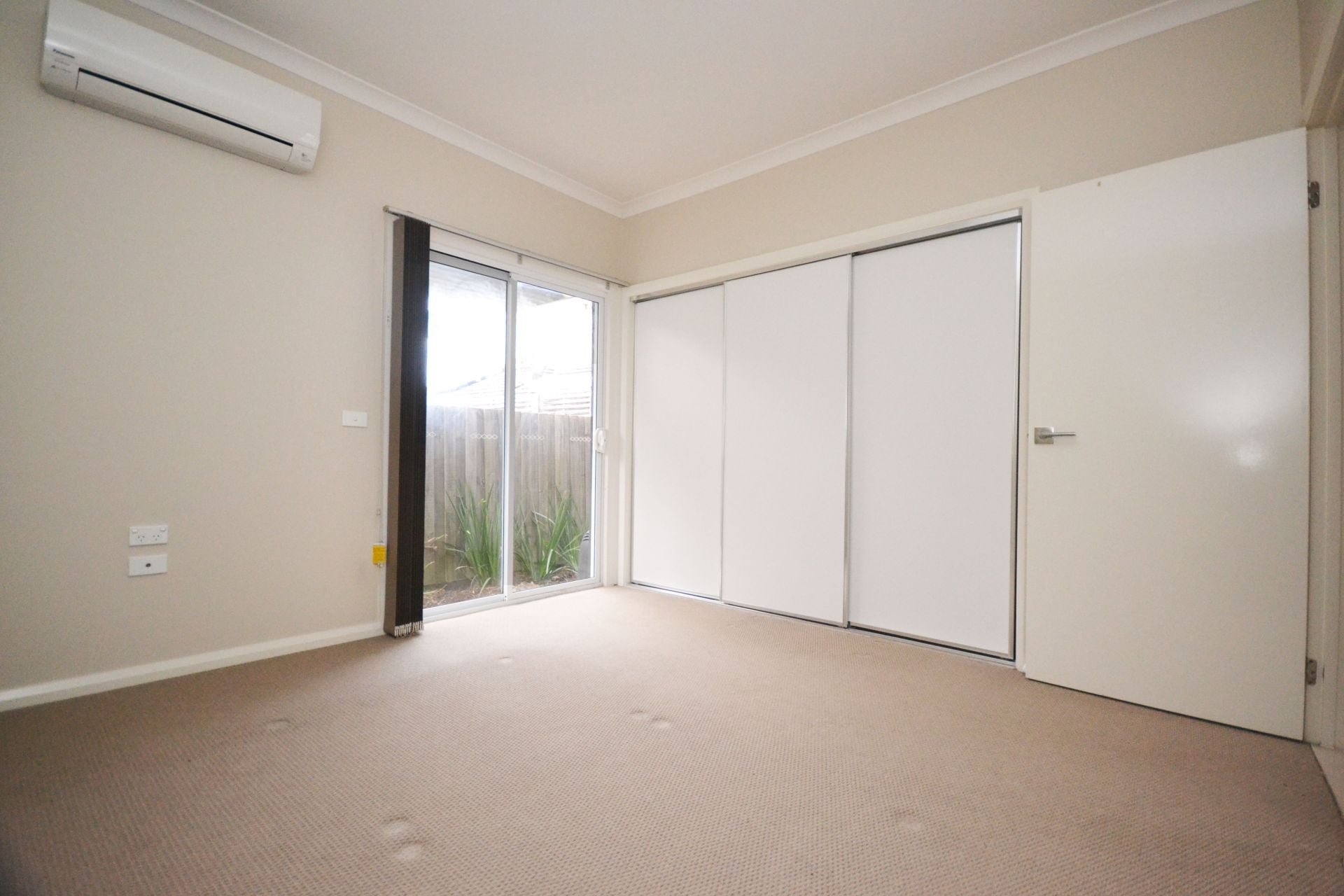LOOKING FOR MODERN SOPHISTICATION? YOUR SEARCH IS OVER!