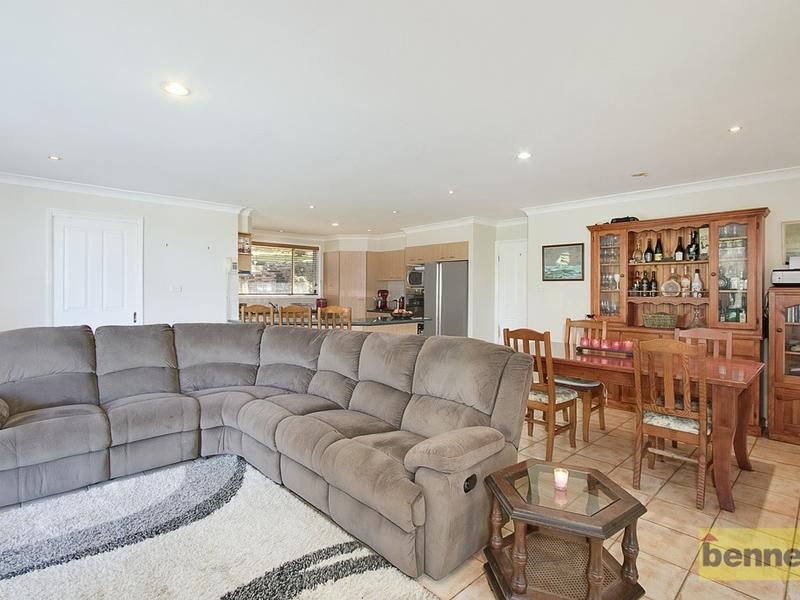 6 Nina Place, Kurrajong Heights - Thumbnail 8
