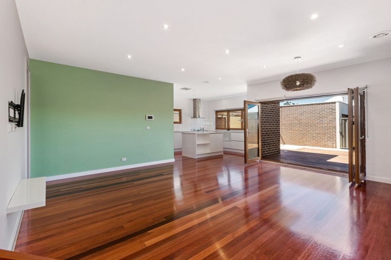 2/42 Grieve Parade, Altona - Thumbnail 4
