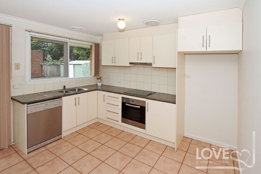 SPACIOUS 3 BEDROOM HOME