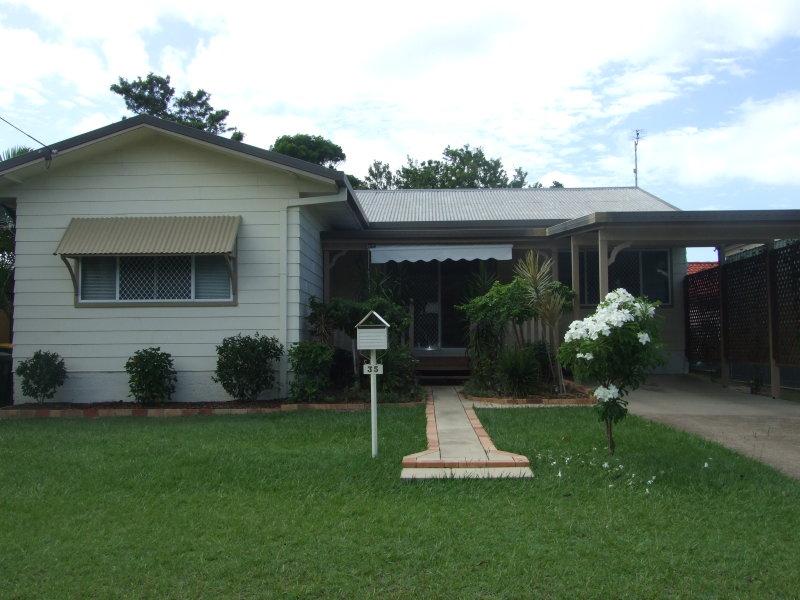35 Coronation Avenue GOLDEN BEACH QLD, Golden Beach - Thumbnail 3