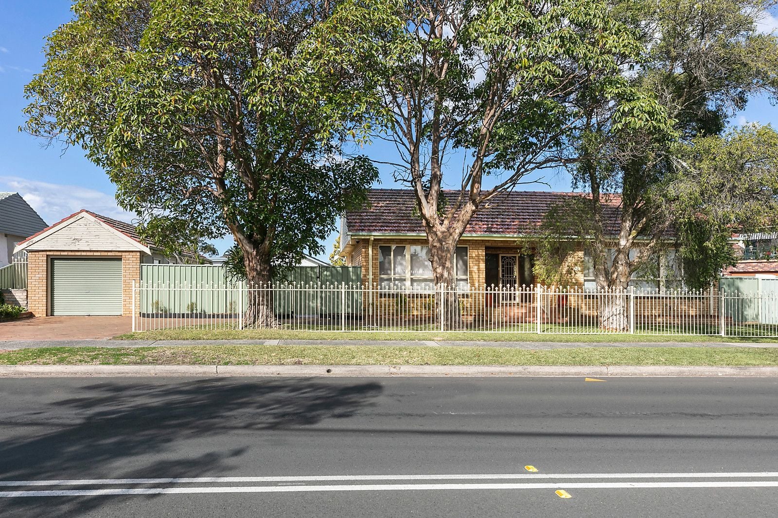 Real Estate For Sale 52 Cambrai Avenue Engadine , NSW