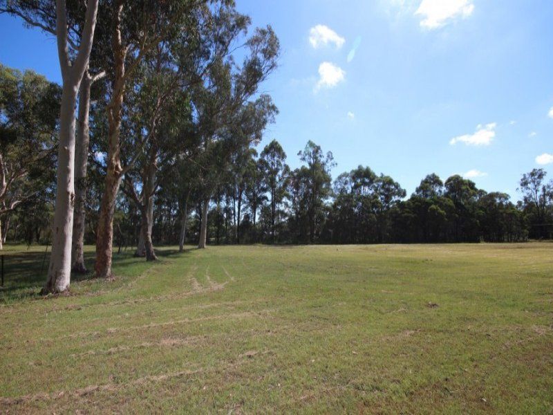 648 Londonderry Road, Londonderry - Thumbnail 4