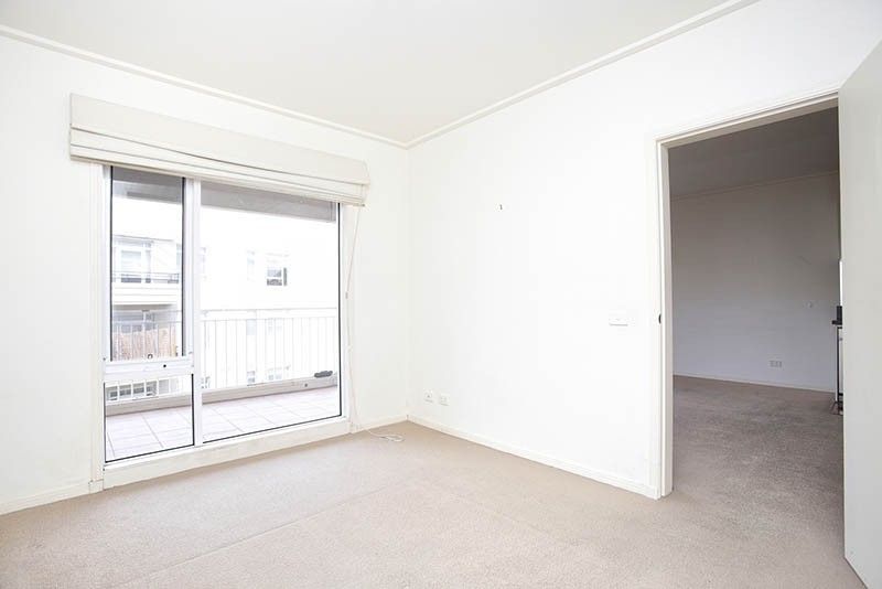 Perfectly Positioned In The Highly Sought Park Complex