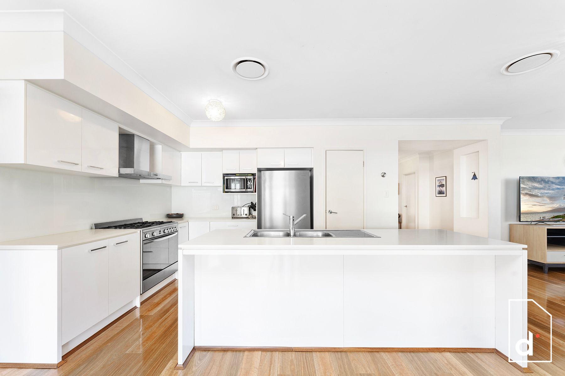 9 Hoffman Street, Thirroul NSW